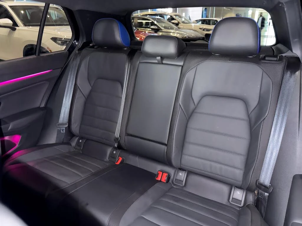 VW Golf R / РЪЧКА / HUD / ОБДУХ / HARMAN KARDON / , снимка 17 - Автомобили и джипове - 56199479