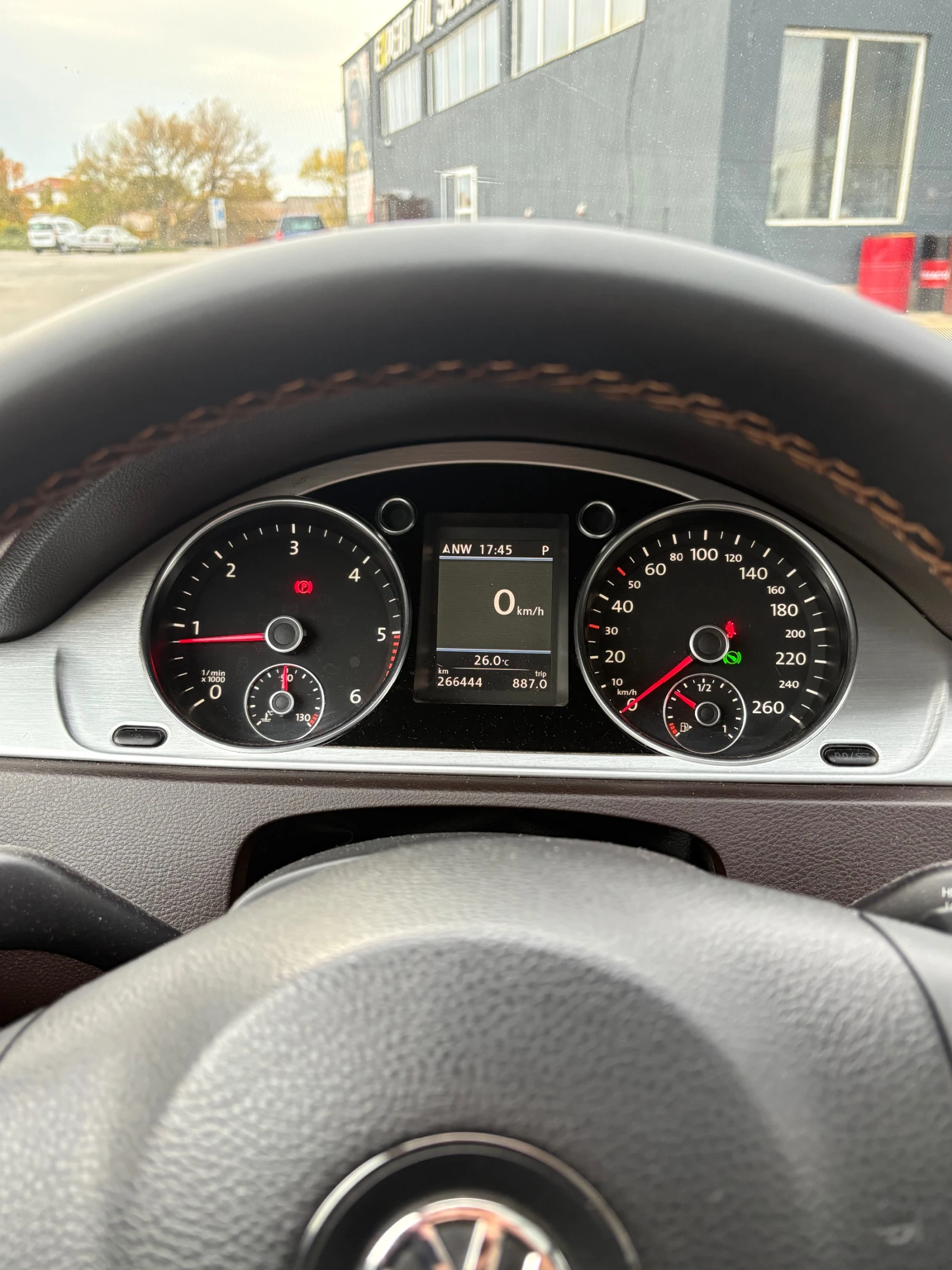 VW Passat, снимка 11 - Автомобили и джипове - 56451719