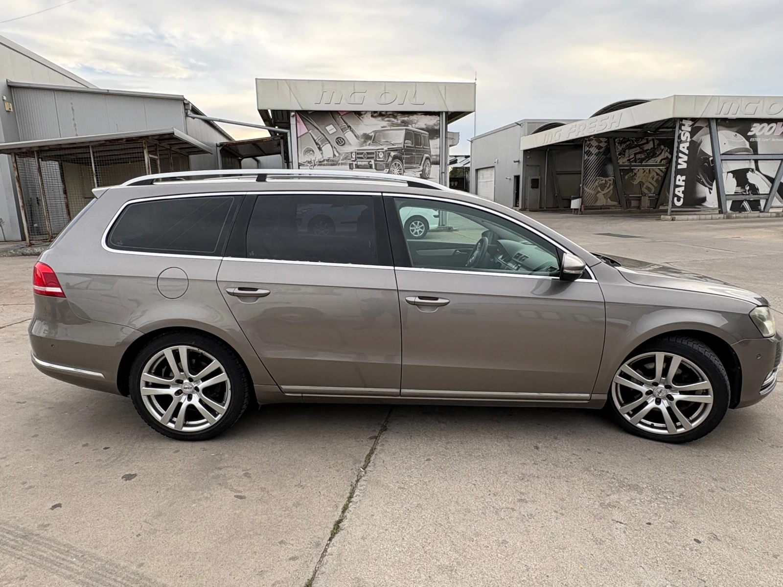 VW Passat, снимка 4 - Автомобили и джипове - 56451719