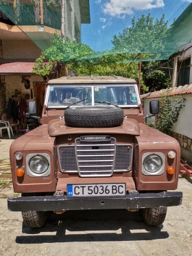 Land Rover Defender 3