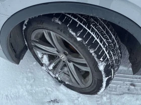 VW Tiguan R LINE/Highline/НАРДО ГРЕЙ/Подгрев/Пано/2 Ключа, снимка 13