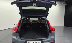 Volvo XC40 T4 AWD / INSCRIPTION / HARMAN-KARDON / 360 / PANO, снимка 16