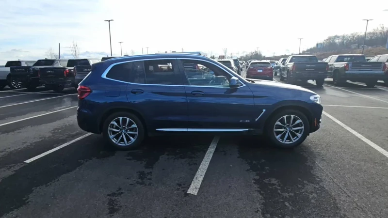 BMW X3 M* PACK* XDRIVE* ДИГИТАЛНО* ТАБЛО* МАСАЖ* ДИСТРОНИ, снимка 3 - Автомобили и джипове - 48132295