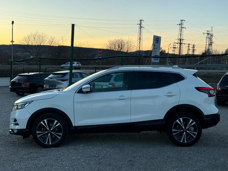 Nissan Qashqai 1.5DCI, 12.2019, 360камери, Автомат, снимка 4 - Автомобили и джипове - 48604490