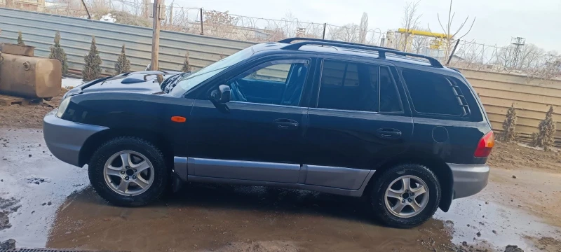 Hyundai Santa fe 2.0, снимка 3 - Автомобили и джипове - 49267876