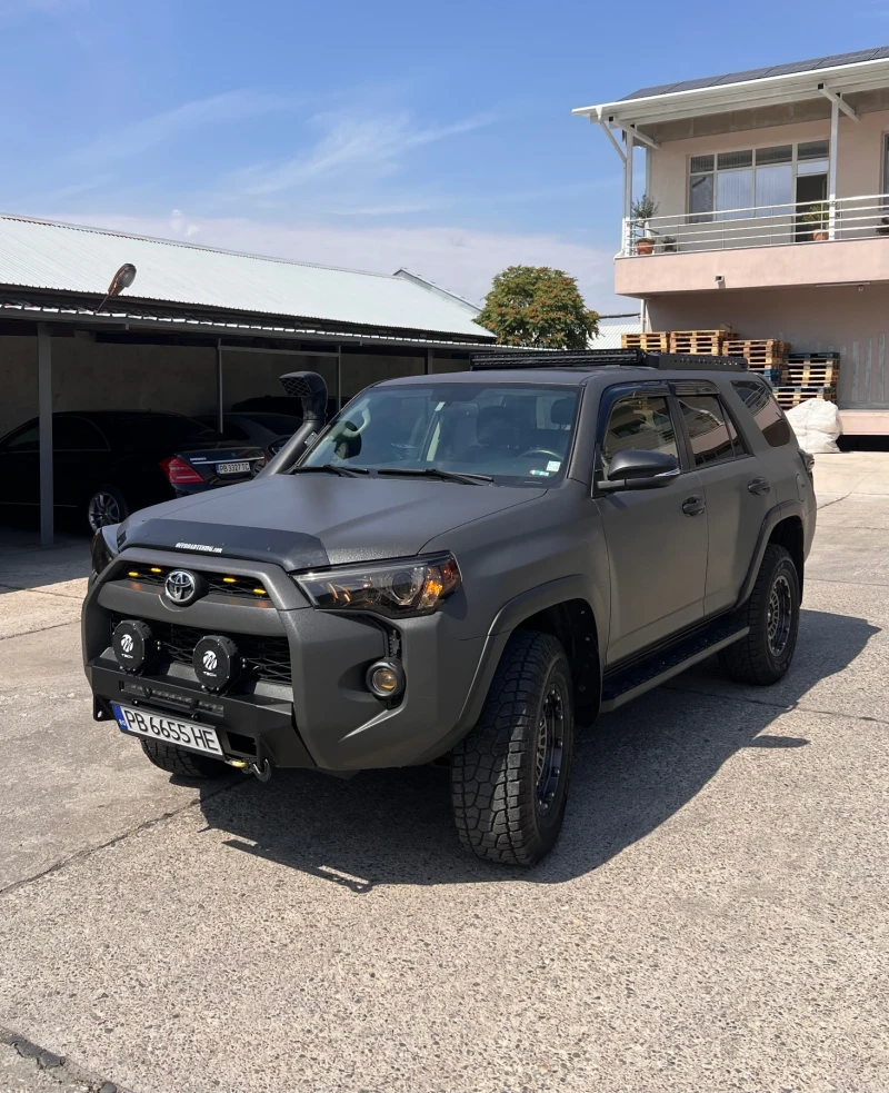 Toyota 4runner  SR5 Реални КМ. FULL