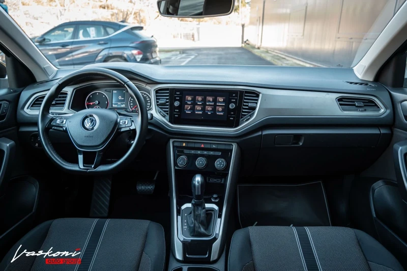 VW T-Roc 2.0 TDI, снимка 8 - Автомобили и джипове - 52835951