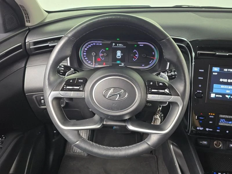 Hyundai Tucson Modern 2WD| 230к.с.| ВКЛ.ТЕХНОТЕСТ, снимка 12 - Автомобили и джипове - 55099191
