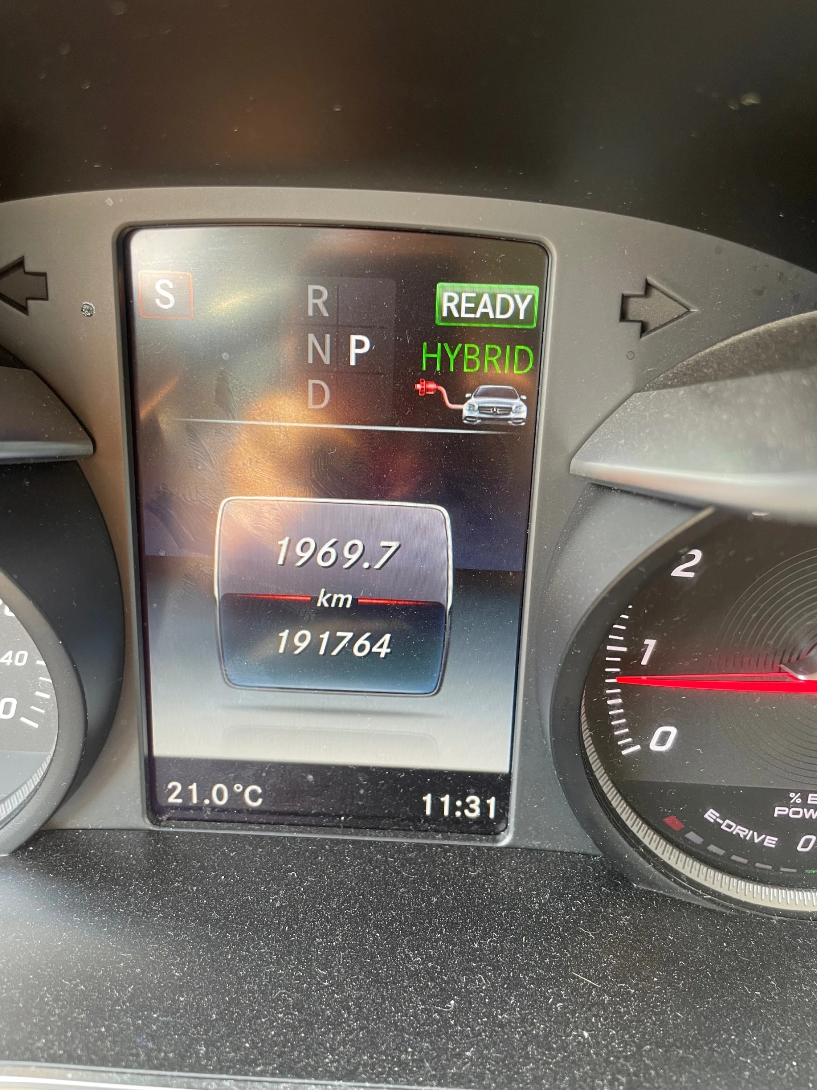 Mercedes-Benz GLC 350 2.0 plug-in hibrid  - изображение 9