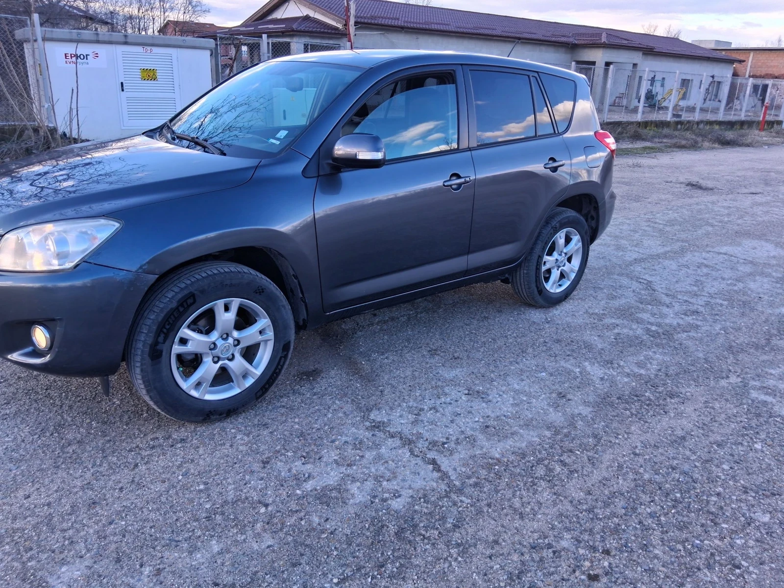 Toyota Rav4 2.2 | Mobile.bg � ����������� 13