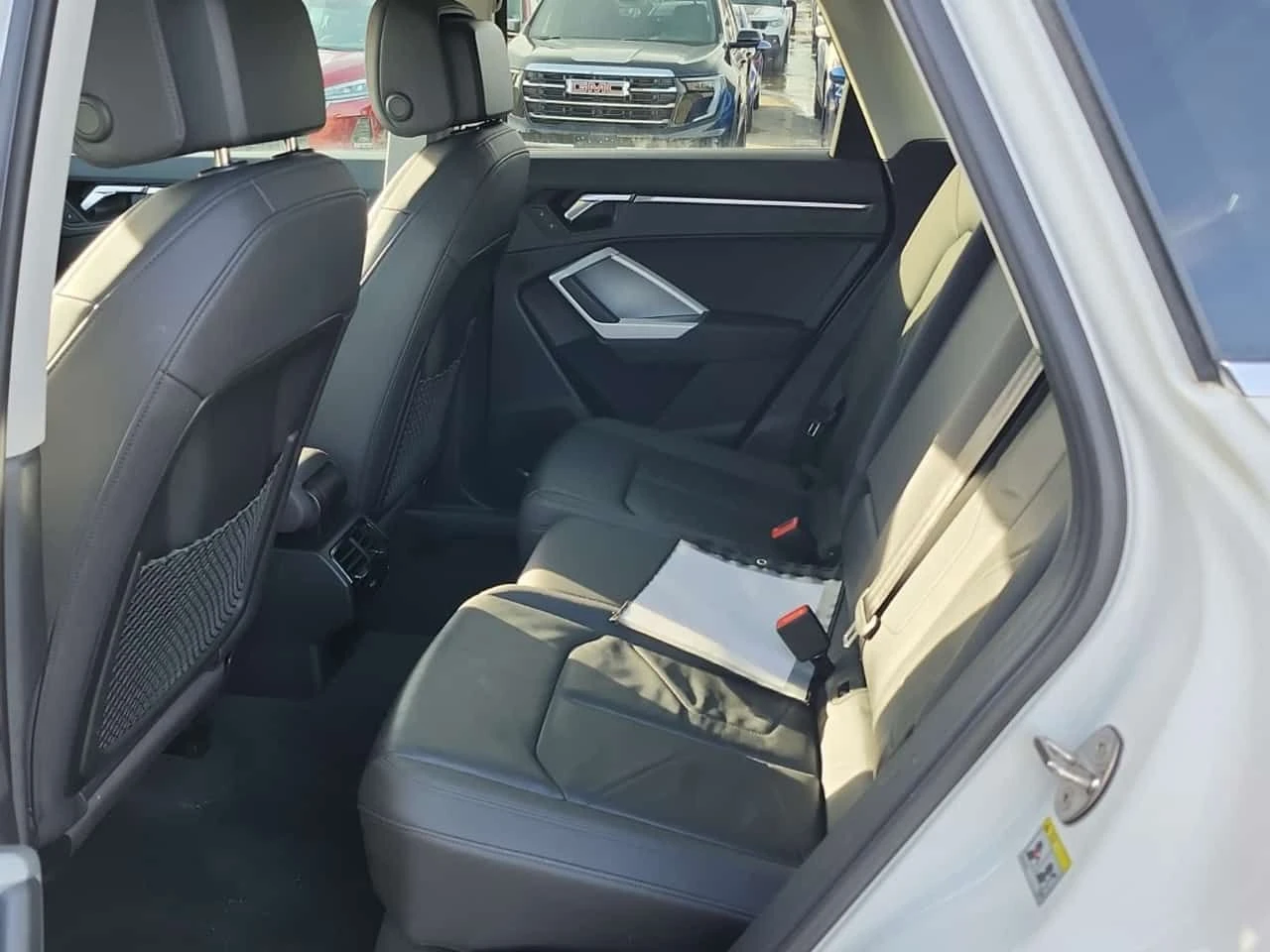 Audi Q3 PROGRESSIV /CARFAX /Подгрев/Панорама/Кожа, снимка 11 - Автомобили и джипове - 53818204