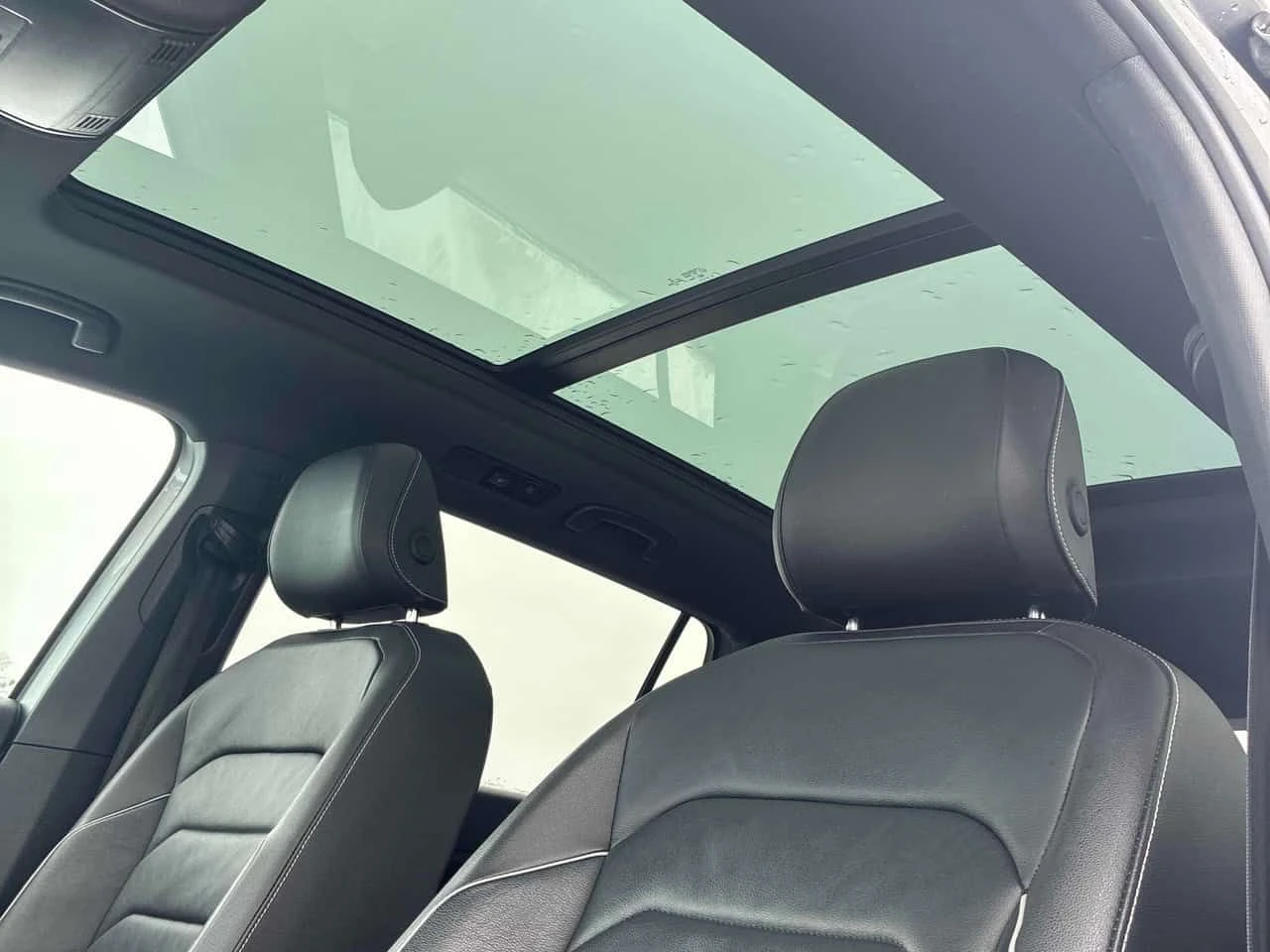 VW Tiguan R LINE/Highline/НАРДО ГРЕЙ/Подгрев/Пано/2 Ключа, снимка 12 - Автомобили и джипове - 53930232