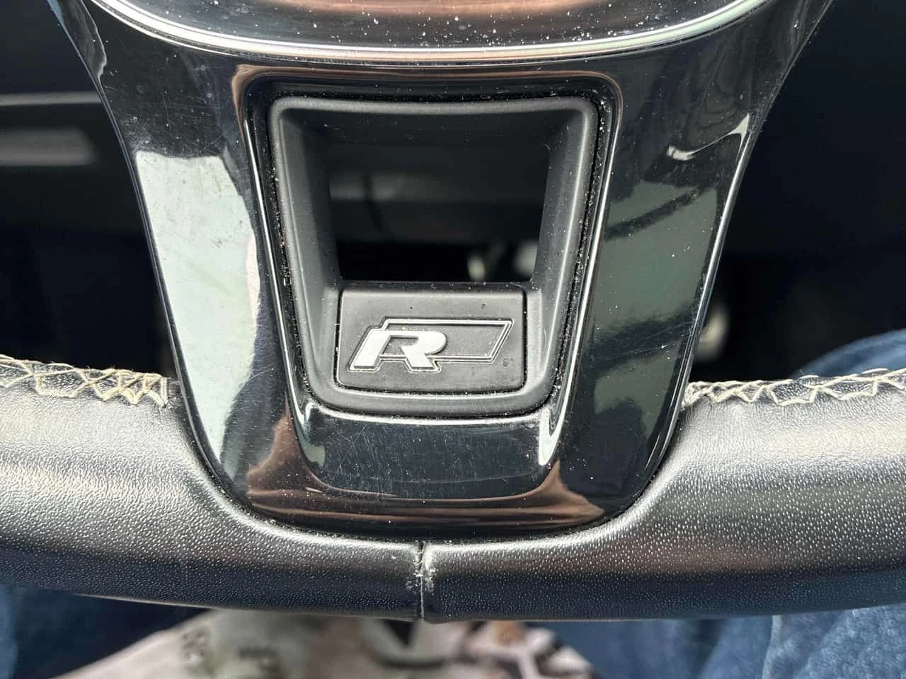 VW Tiguan R LINE/Highline/НАРДО ГРЕЙ/Подгрев/Пано/2 Ключа, снимка 10 - Автомобили и джипове - 53930232