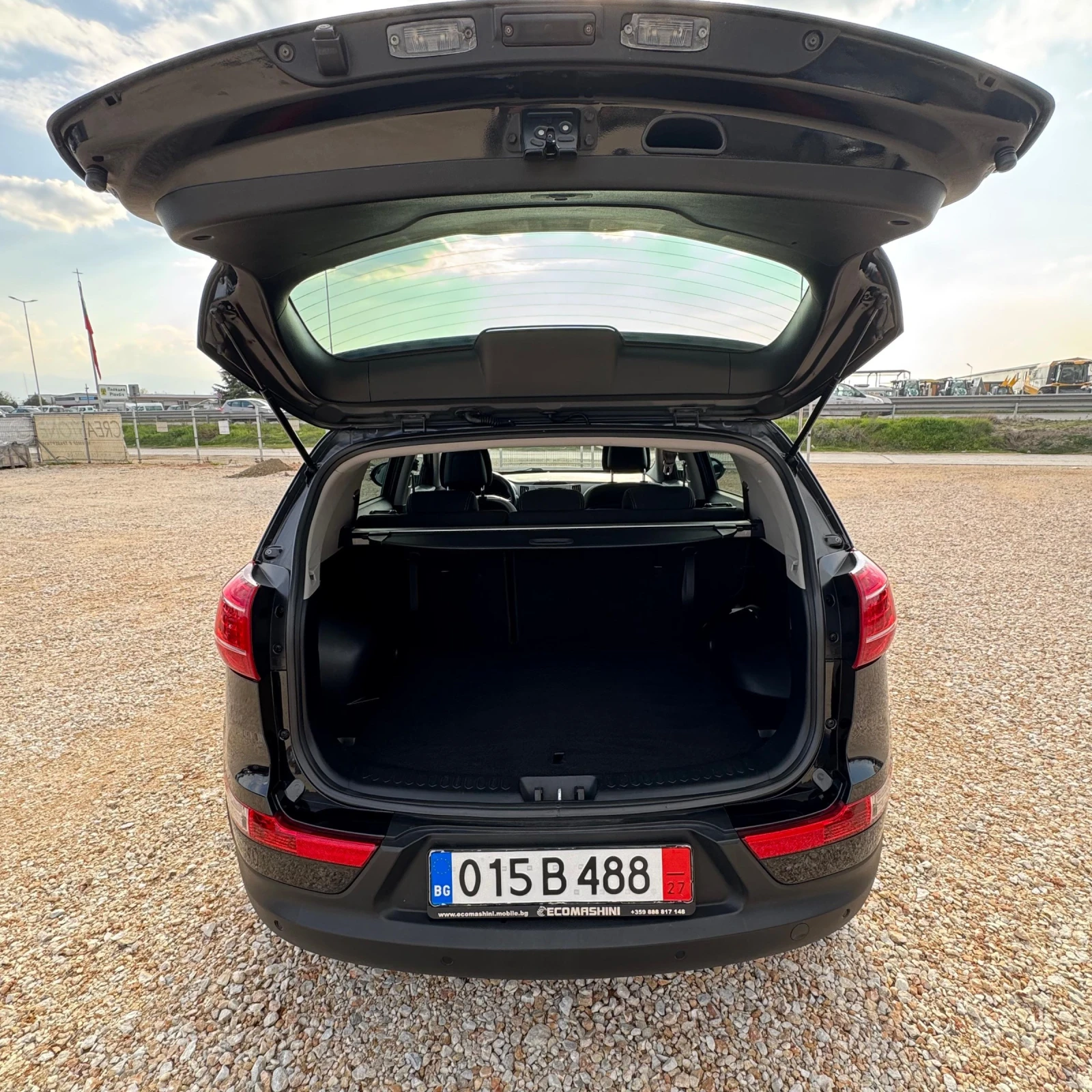 Kia Sportage 1.7 RDI, 4x4, Нов внос, , , снимка 11 - Автомобили и джипове - 53978398