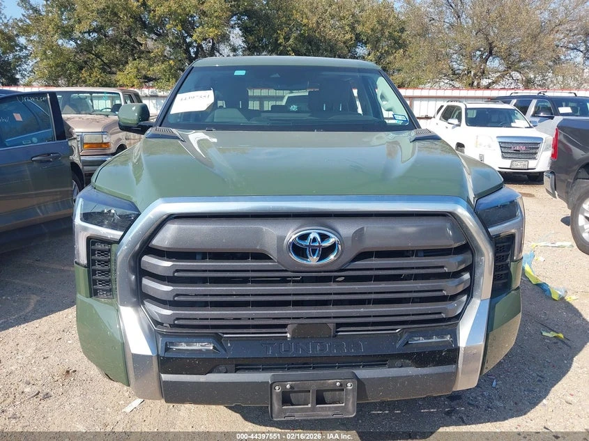 Toyota Tundra * Hybrid Limited* BUY NOW* , снимка 2 - Автомобили и джипове - 54201308