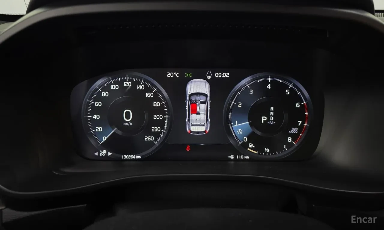 Volvo XC40 T4 AWD / INSCRIPTION / HARMAN-KARDON / 360 / PANO, снимка 8 - Автомобили и джипове - 54769479