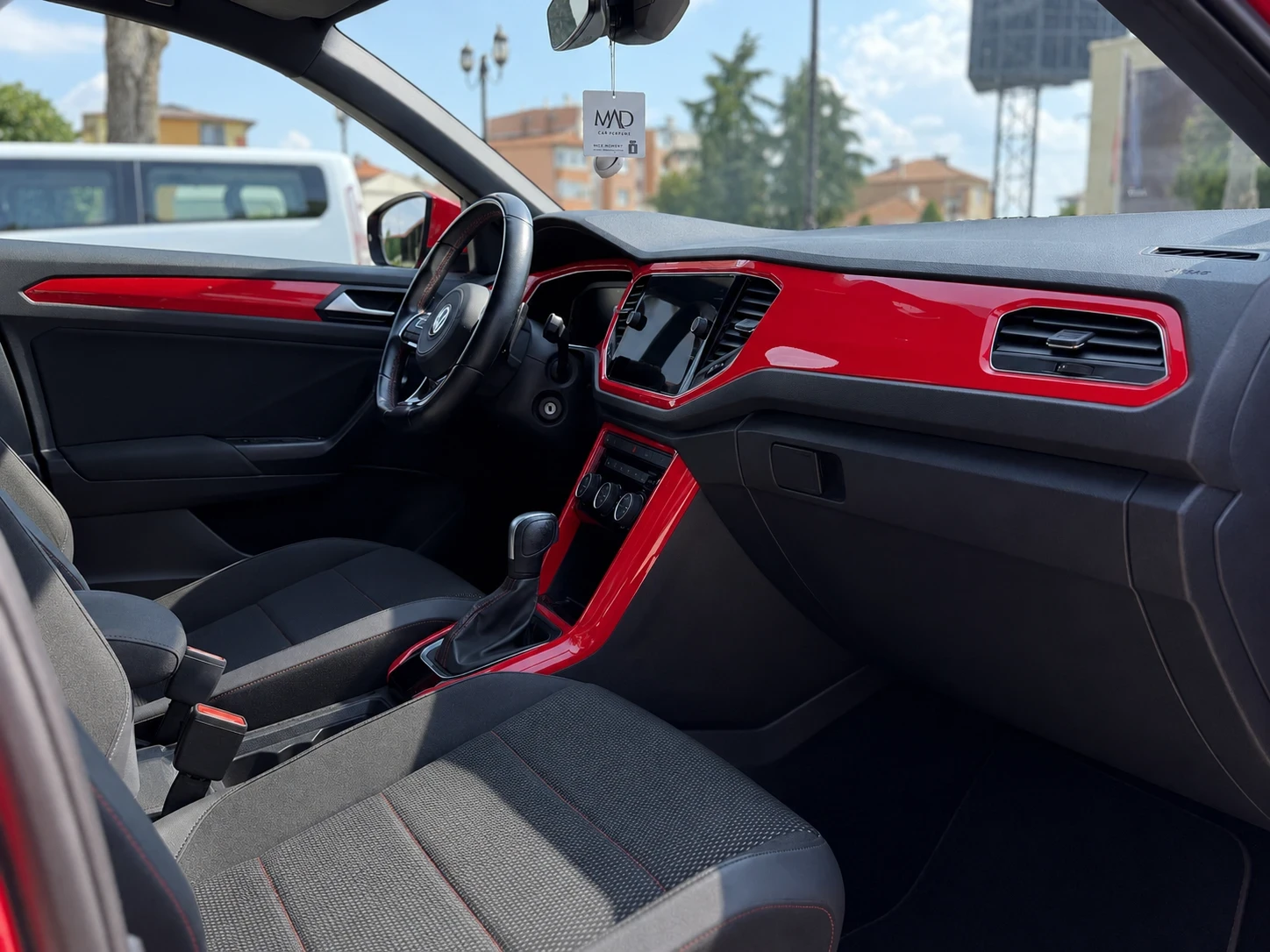 VW T-Roc R- Line, снимка 9 - Автомобили и джипове - 55232562