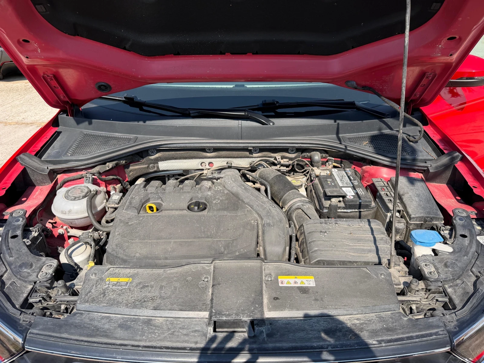 VW T-Roc R- Line, снимка 17 - Автомобили и джипове - 55232562