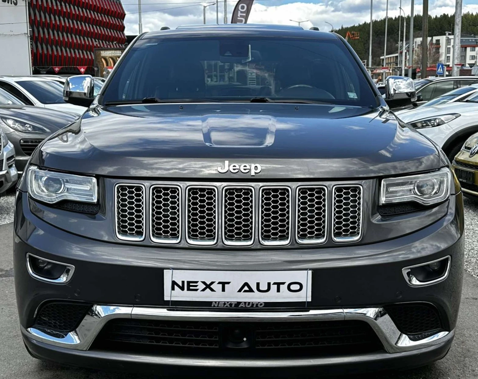 Jeep Grand cherokee 3.0CRD 250HP 4X4 SUMMIT FULL, снимка 2 - Автомобили и джипове - 55299684