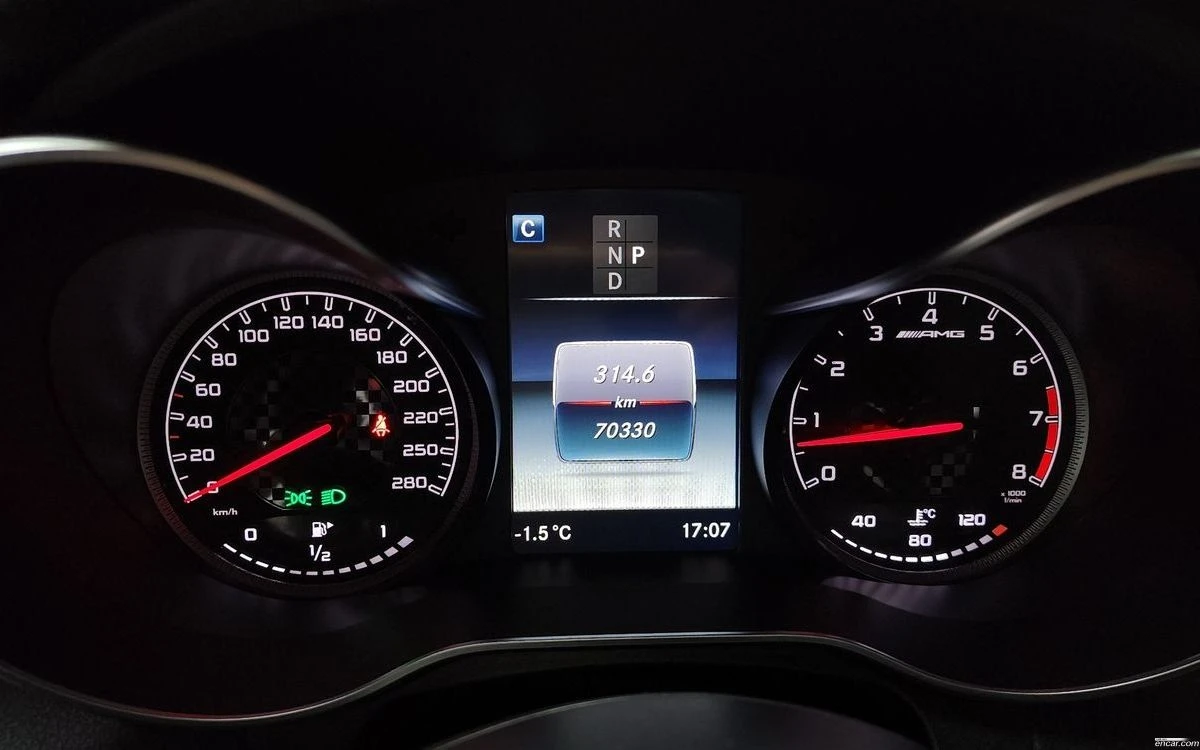 Mercedes-Benz GLC 43 AMG HEAD UP * * CARFAX * * АВТО КРЕДИТ * * , снимка 8 - Автомобили и джипове - 55335788