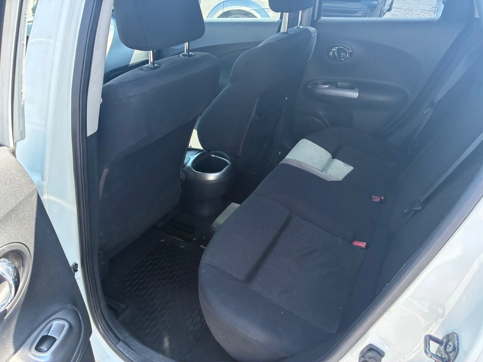 Nissan Juke 1.5Dci, снимка 11 - Автомобили и джипове - 55822411