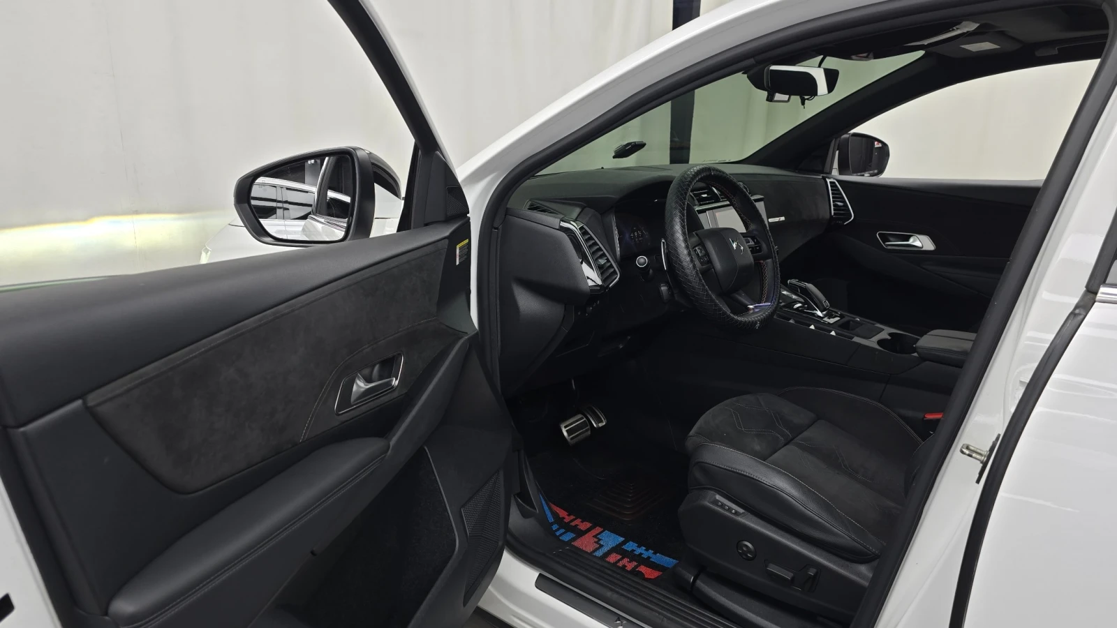 Citroen DS 7 Crossback 2.0 BlueHDi * ПОДГРЕВ * ПАНО * КАМЕРА, снимка 9 - Автомобили и джипове - 56117527
