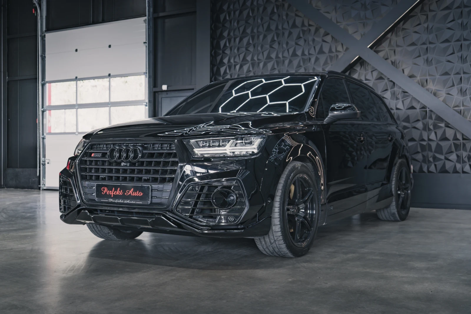 Audi SQ7 ABT EDITION * BOSE* LED �����* HEAD UP* TV* ������ | Mobile.bg � ����������� 3