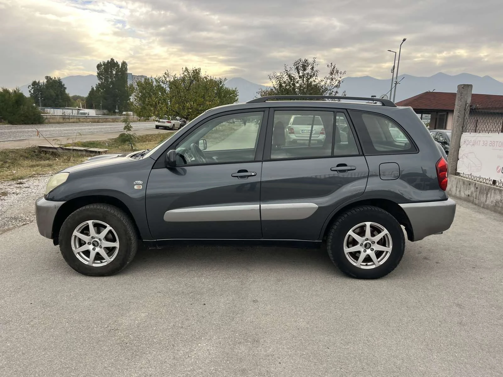 Toyota Rav4 2.0D4D 116�� ������������ ��������� ���� ������ | Mobile.bg � ����������� 6