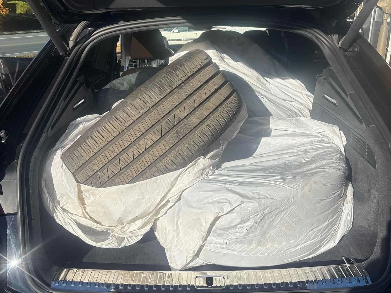 Audi Q8 * Progressiv * CARFAX * ПАНОРАМА * ОБДУХВАНЕ * , снимка 10 - Автомобили и джипове - 56691005