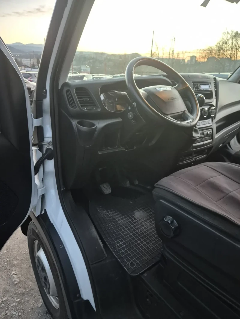 Iveco Daily 35c15, снимка 13 - Бусове и автобуси - 52401809
