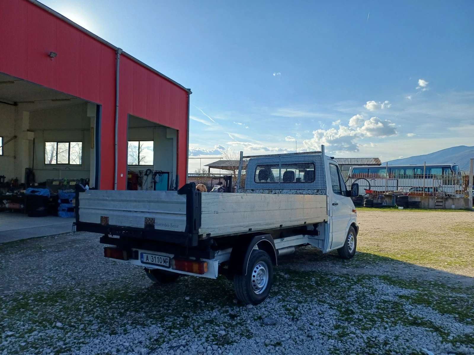 Mercedes-Benz Sprinter 313 Тристранен Самосвал, снимка 6 - Бусове и автобуси - 54114775