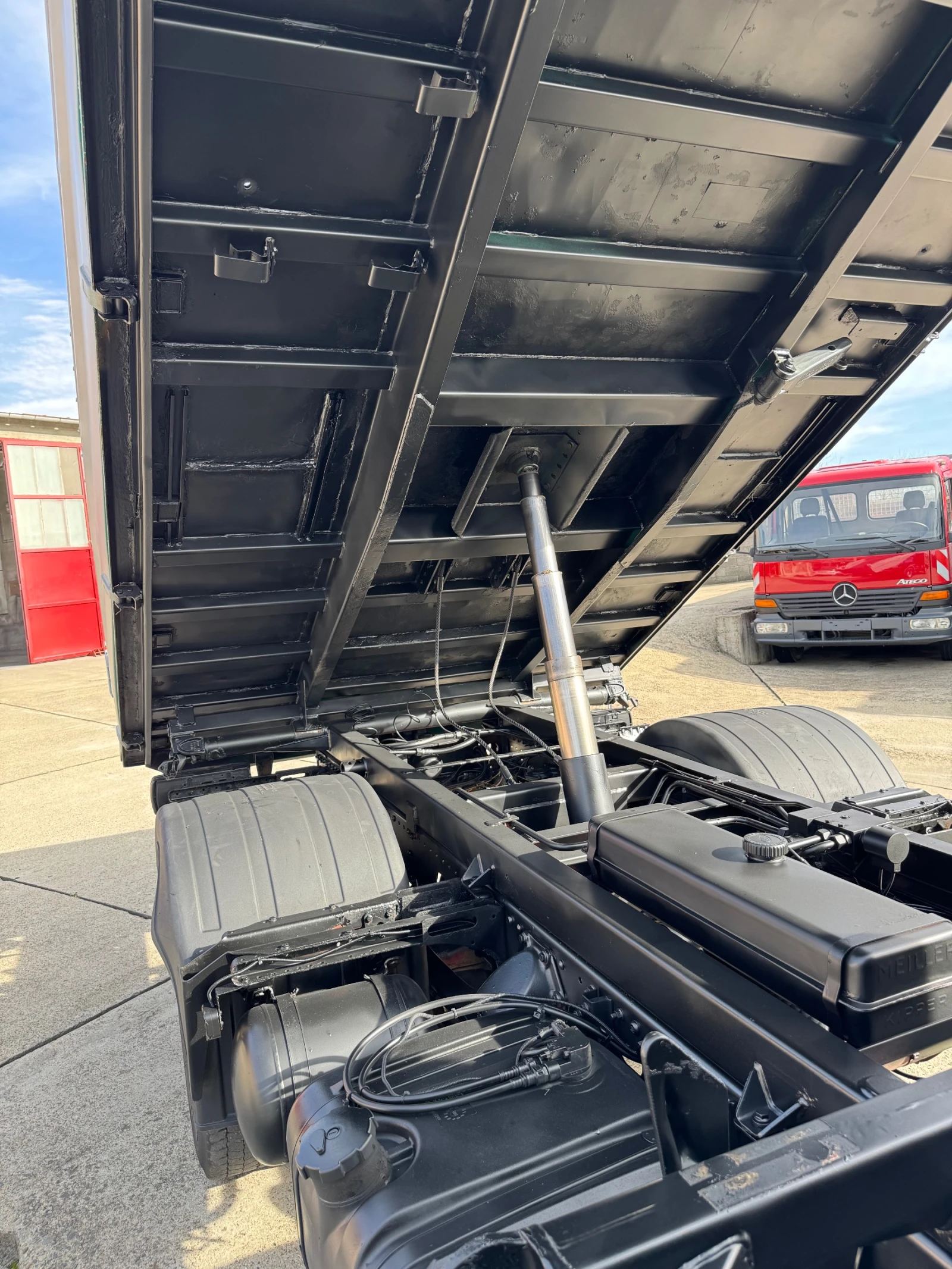 Man Tgl 12.240 , �������� , 8 �������� , 4�. ��� | Mobile.bg � ����������� 8