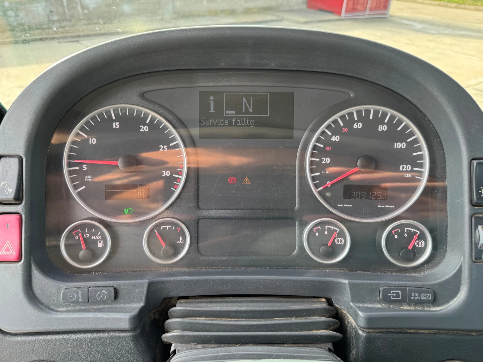 Man Tgl 12.240 , �������� , 8 �������� , 4�. ��� | Mobile.bg � ����������� 17