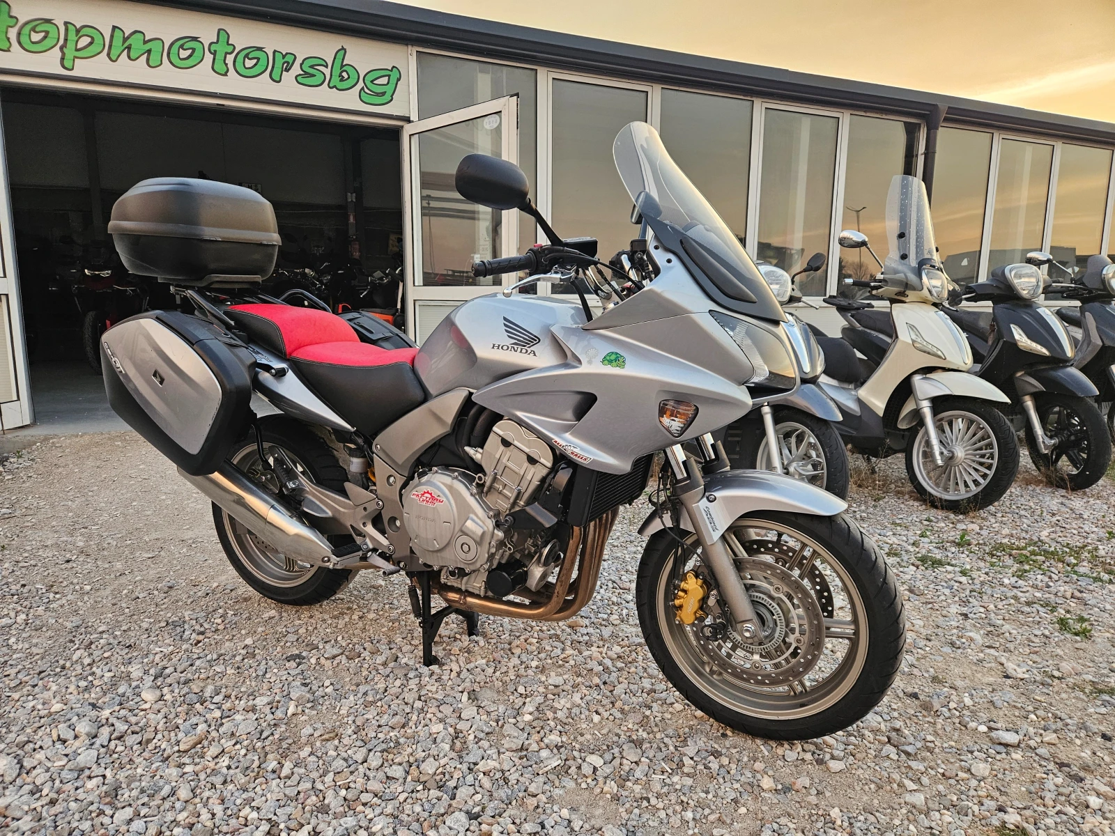 Honda Cbf ABS Лизинг Бартер, снимка 7 - Мотоциклети и мототехника - 54479714