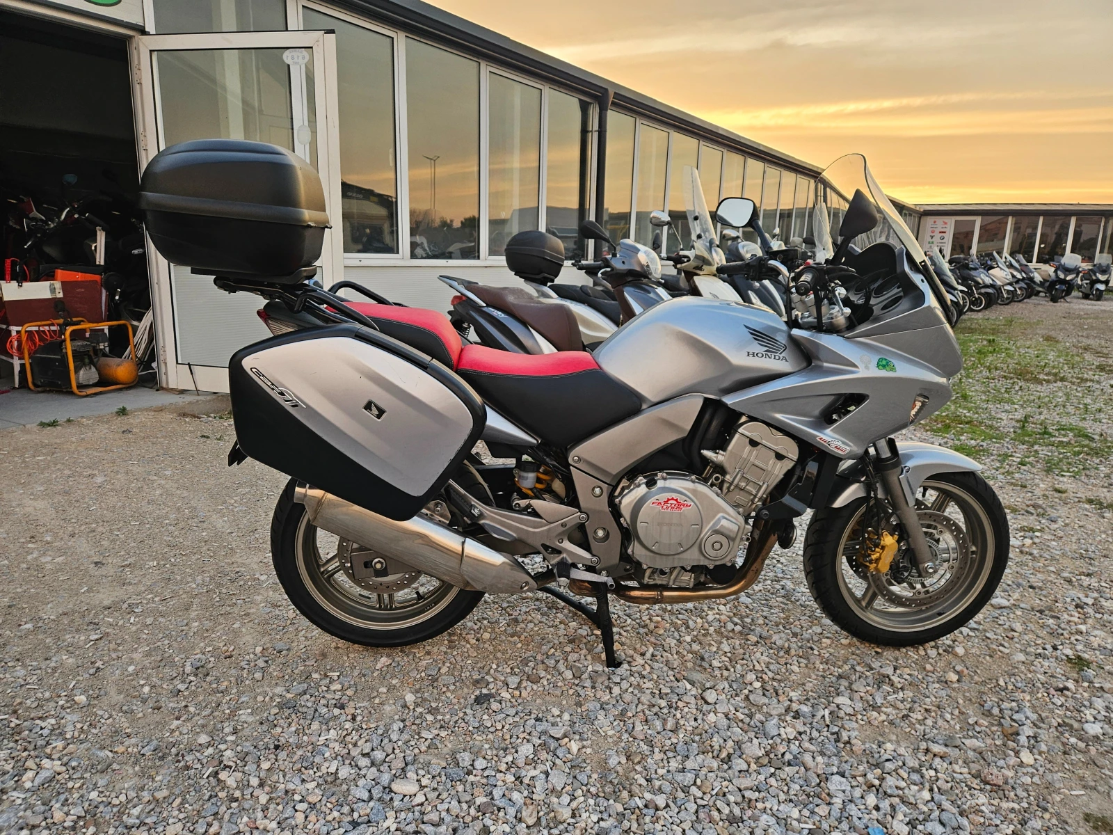 Honda Cbf ABS Лизинг Бартер, снимка 6 - Мотоциклети и мототехника - 54479714