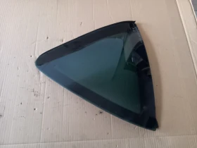 Стъкло задно ляво крайно триъгълно Пежо 407 комби (к)