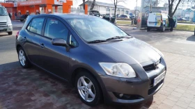 Toyota Auris Бензин/газ, снимка 1