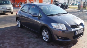 Toyota Auris Бензин/газ, снимка 4