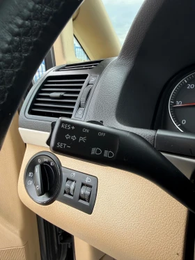VW Touran 2.0 TDi, снимка 13