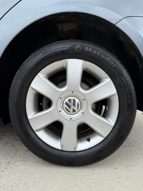 VW Touran 2.0 TDi, снимка 16