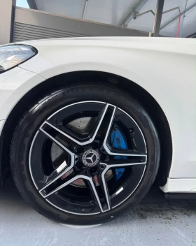Mercedes-Benz C 300 D Coupe AMG Line 2019, снимка 10