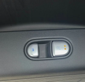 Hyundai Ioniq 5 SOH100%/СЕРВИЗНА КНИЖКА, снимка 11