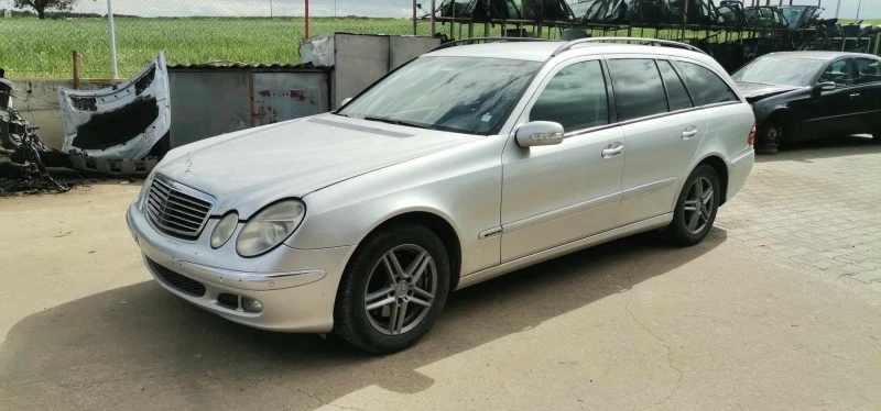 Mercedes-Benz E 320 3.2, снимка 2 - Автомобили и джипове - 45557229