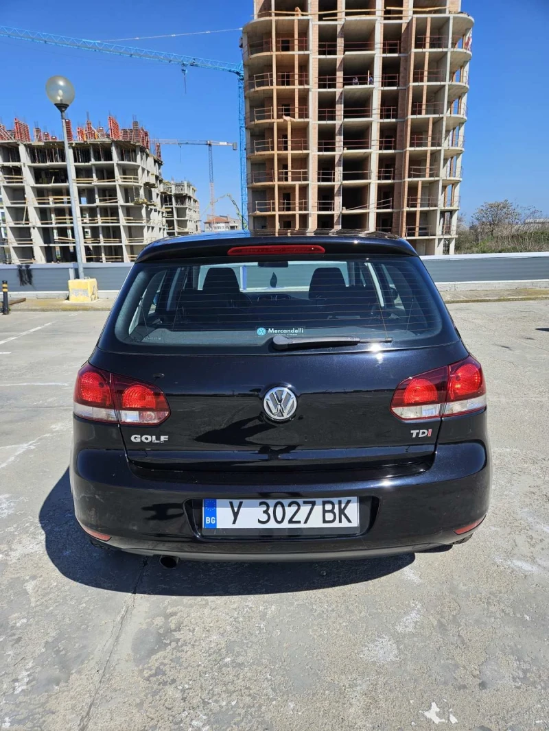 VW Golf 1.6 TDI, снимка 3 - Автомобили и джипове - 49598820