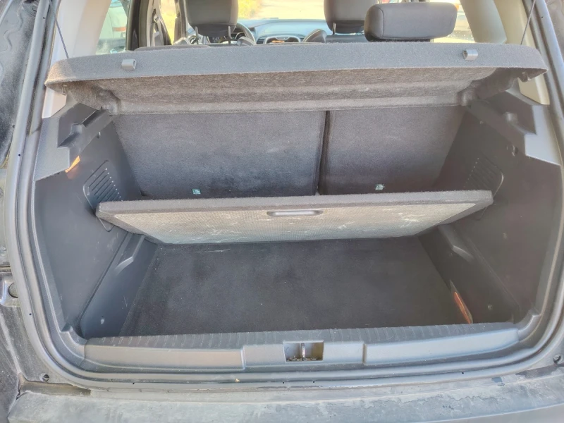 Renault Captur, снимка 11 - Автомобили и джипове - 52694994