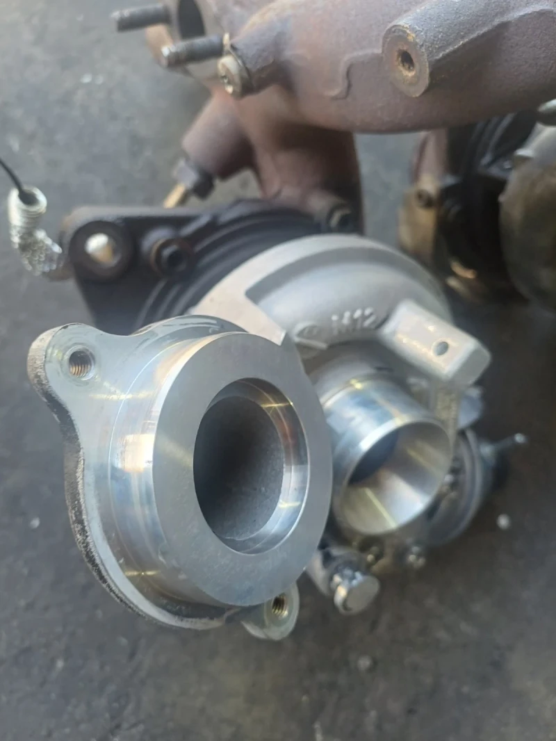 VW Golf Голф 6 1.6 TDI 105 кс., снимка 12 - Автомобили и джипове - 52632043