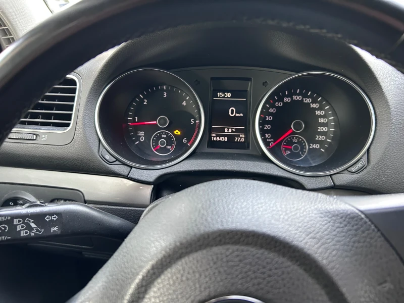 VW Golf Голф 6 1.6 TDI 105 кс., снимка 6 - Автомобили и джипове - 52632043