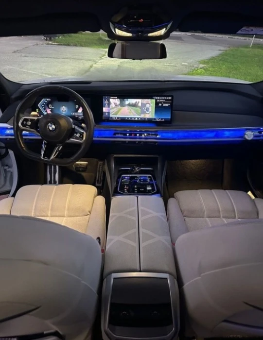 BMW 740 d xDrive M-Sport, снимка 9 - Автомобили и джипове - 52538961