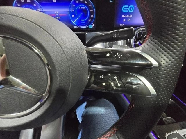 Mercedes-Benz EQB * 300 * CARFAX * БЕЗ ПЪРВОНАЧАЛНА ВНОСКА, снимка 15 - Автомобили и джипове - 53398994