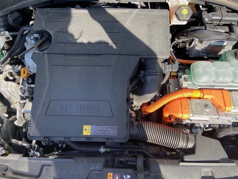 Hyundai Ioniq    | Mobile.bg   14